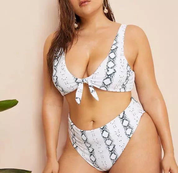 Plus size knotted high waist swimwear in striped backless design