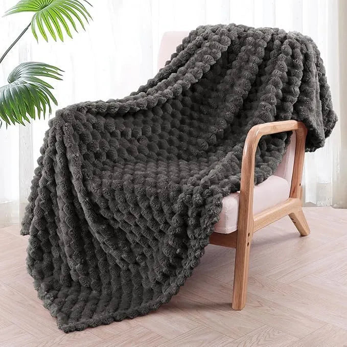Children's soft plaid blanket in polyester fabric showing colour and size options