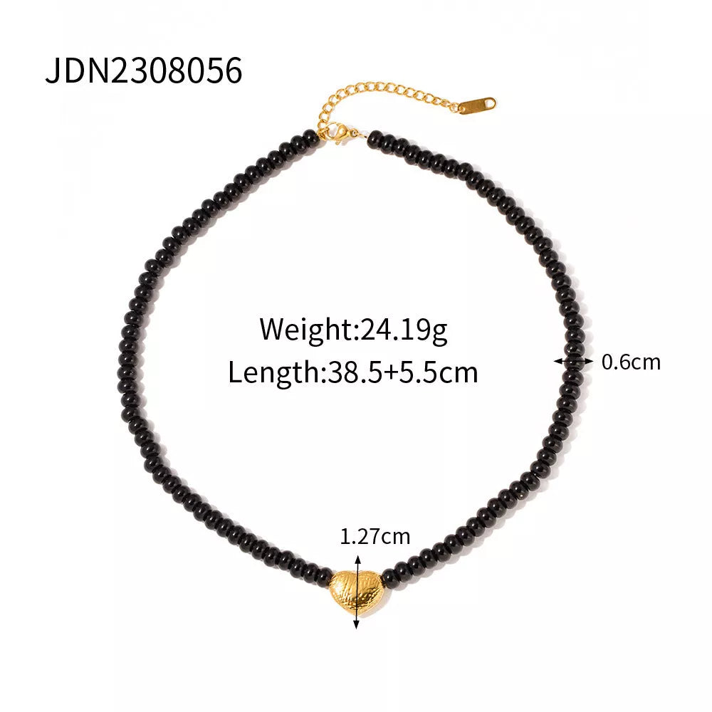 Gold plated stainless steel love heart necklace with hypo-allergenic and water-resistant features