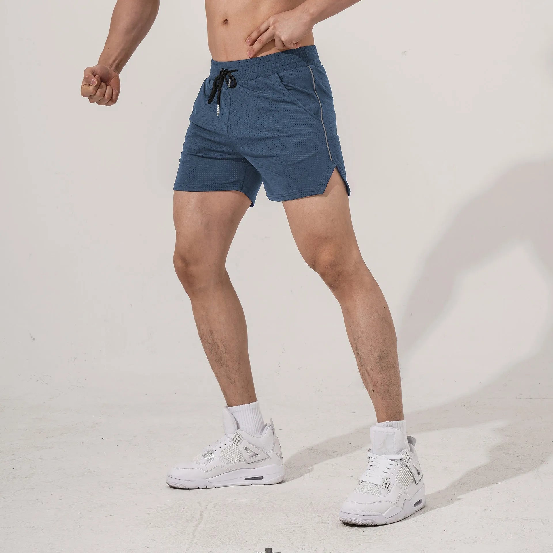 Men's straight-fit polyester sports casual shorts in multiple colours