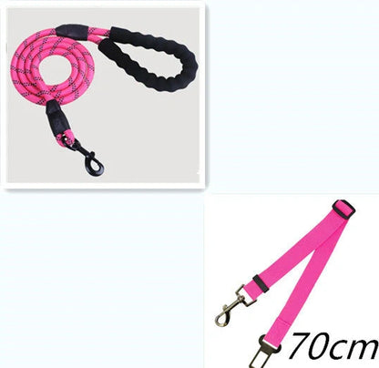 Reflective dog leash with foam handle showing 1.5m length and zinc alloy hook