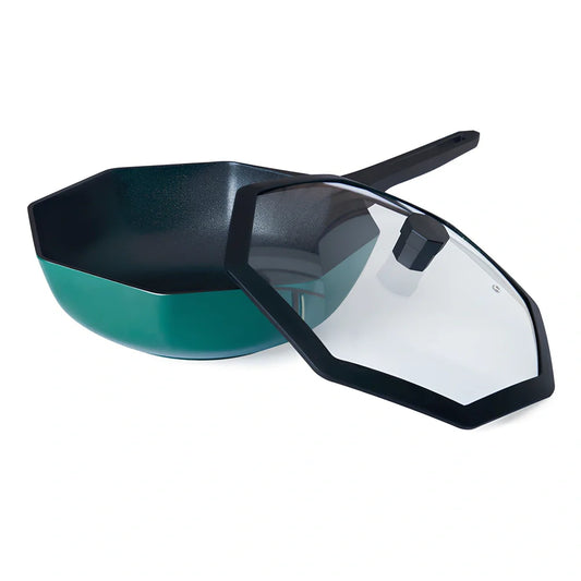 Green star anise wok pan with 30cm diameter cooking surface and 9cm depth side walls