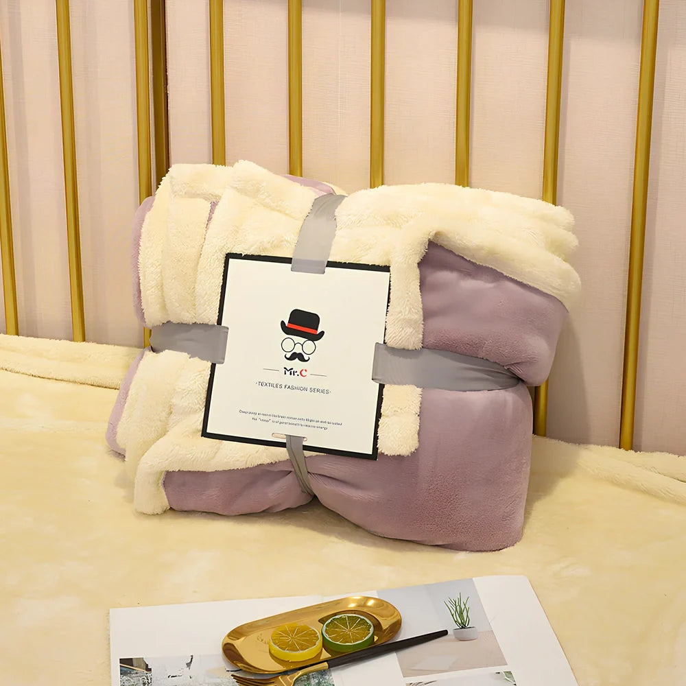 Double-layer flannel blanket showing coffee colour with flannel surface and lamb fleece backing, measuring 150x200cm