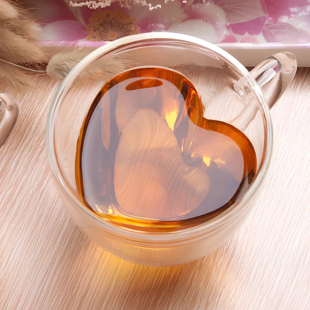 Heart-shaped glass coffee cup with handle, 180ml capacity, hand-blown finish