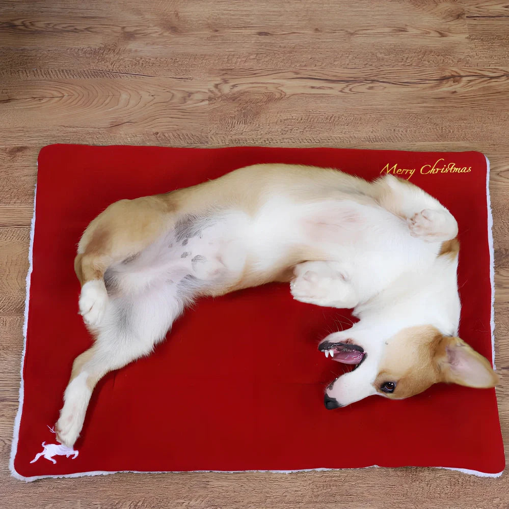 Red Christmas pet mat with super soft cloth material for dogs and cats in four sizes