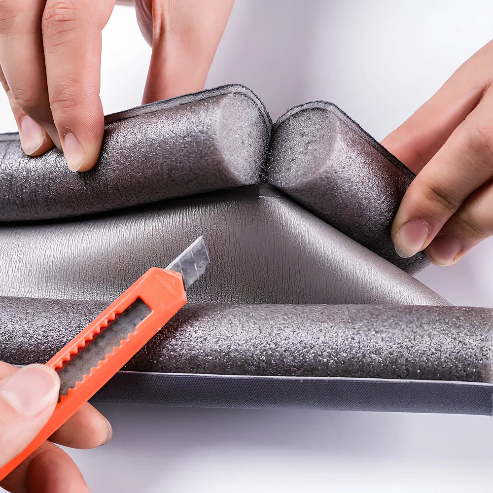 White flexible door bottom sealing strip measuring 21x15x6.5cm for noise reduction