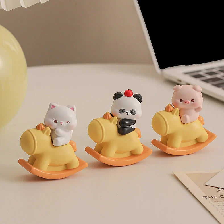 Hokey Pokey Station decompression doll desk ornament showing 6.5cm tall resin figure with cartoon animal design