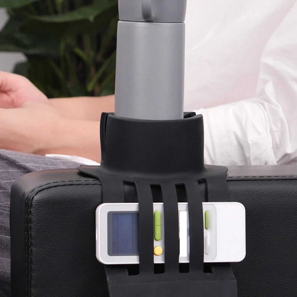 Food-grade silicone anti-spill sofa cup holder with foldable design in various colors