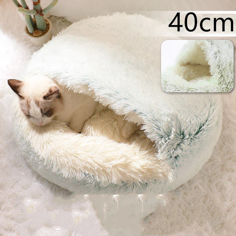 Cozy pet bed with plush and warm fabric for cats and dogs