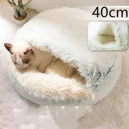 Cozy pet bed with plush and warm fabric for cats and dogs