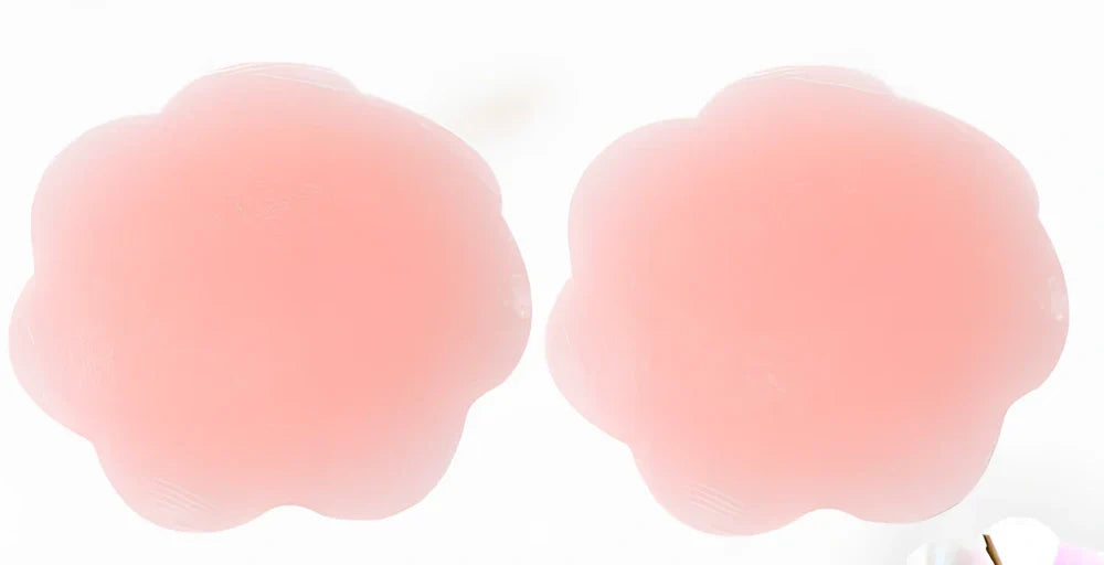 Silicone nipple cover pasties with eight flower shape and lace detailing measuring 8-10cm in diameter