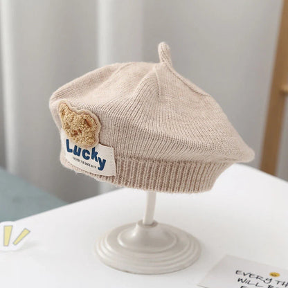 Children's knitted beret in acrylic fabric for winter, sized 45-52cm head circumference
