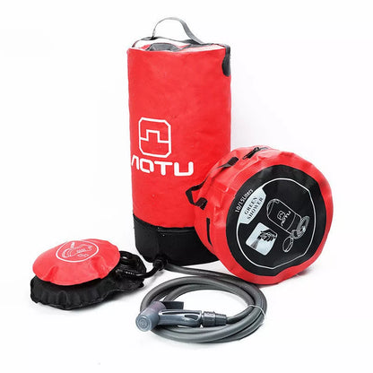 Portable outdoor bath bag in red, black, or blue with 11L capacity and 200cm water pipe