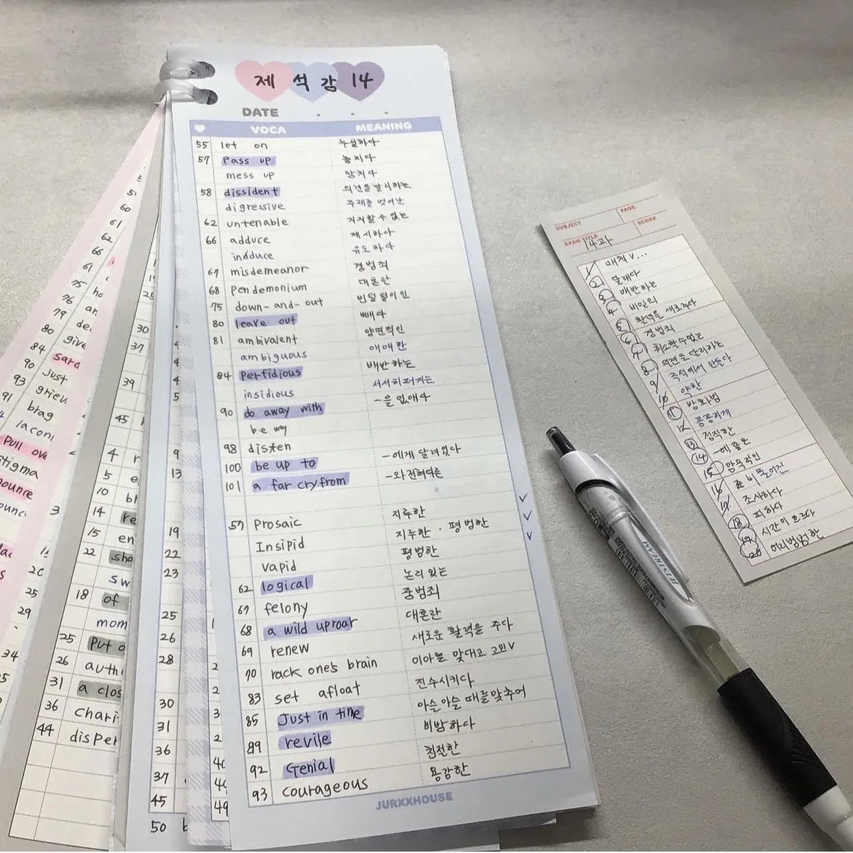 Vertical double-sided learning notepad showing 30 sheets in B5 half size (9.1x25.7cm) for English words practice