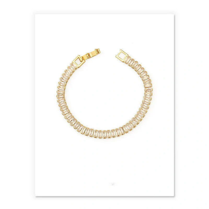 Elegant Zircon & Brass Women's Geometric Bracelet with gold-plated inlay