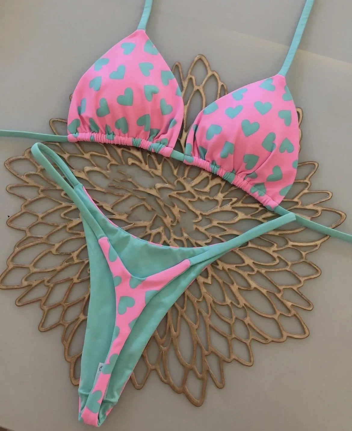 Backless one-piece swimsuit with heart print in quick-drying nylon fabric
