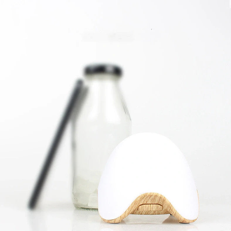 GX-L07 compact humidifier with wood grain finish and LED night light