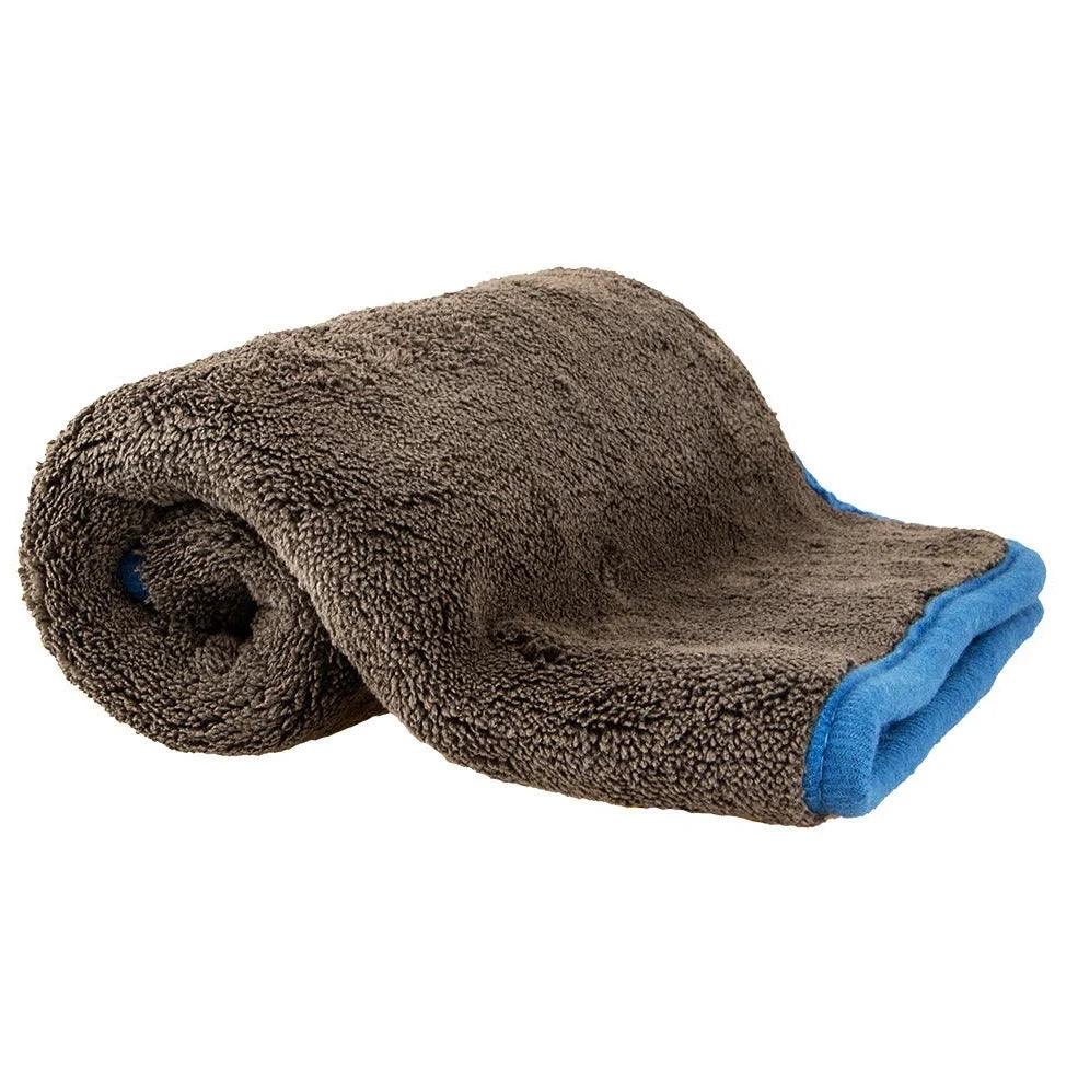 1200GSM composite coral fleece microfiber towel, 40x40cm square in black for car detailing, high absorbency shown drying vehicle surface