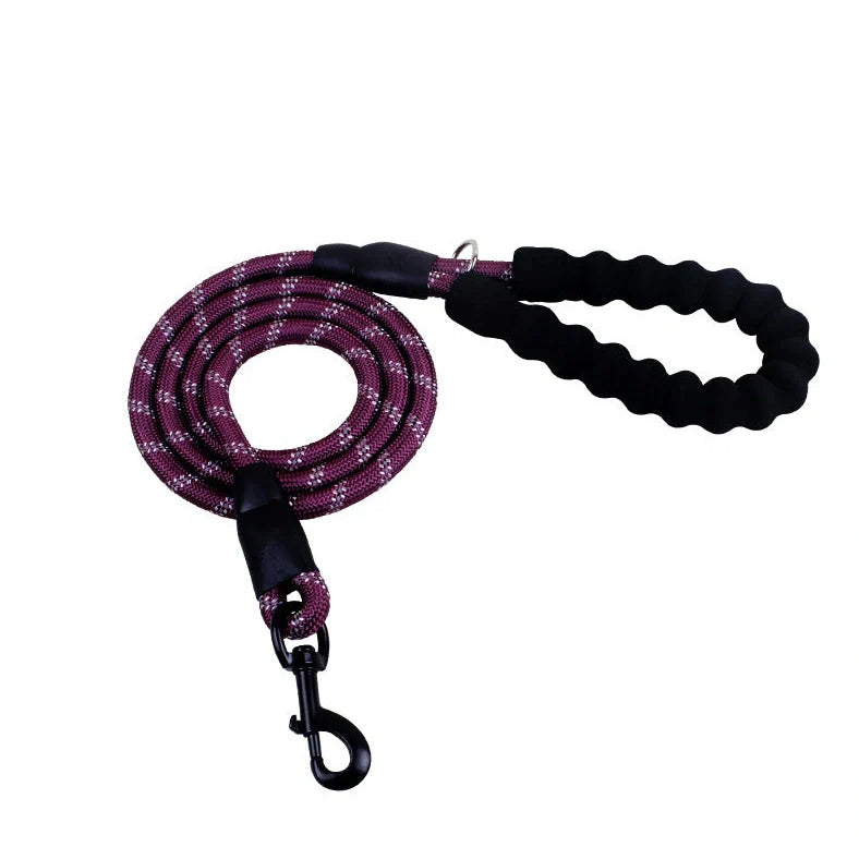 Reflective dog leash with foam handle showing 1.5m length and zinc alloy hook
