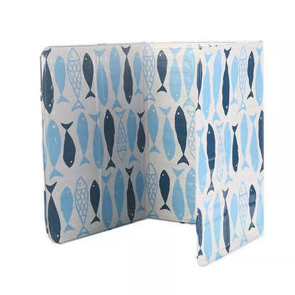 Kitchen oil splatter screen made of aluminum foil, foldable design, heat and oil proof