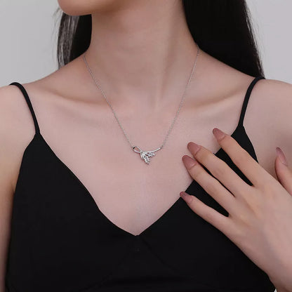 Women's wheat tassel necklace with leaf-shaped pendant and O-shaped chain in silver and gold