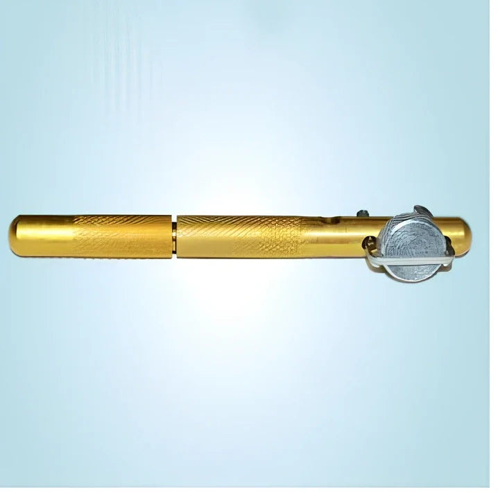 Aluminium fishing hook tying tool measuring 11cm long with 1cm diameter for manual knot creation