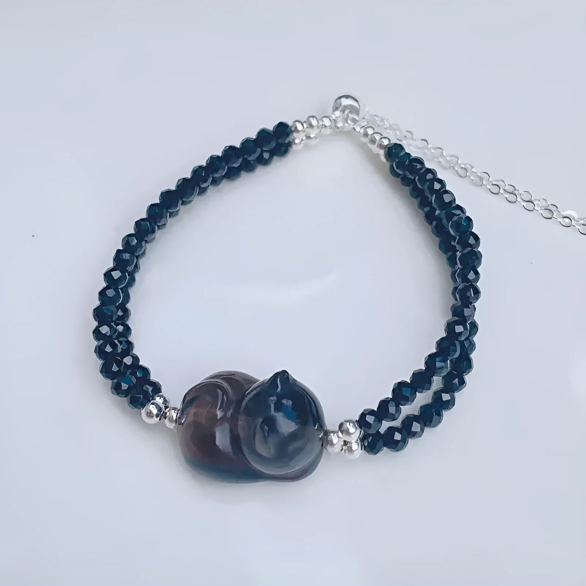 Hand-carved K2 cold obsidian climbing cat bracelet for women in Korean style, single obsidian wrist jewellery