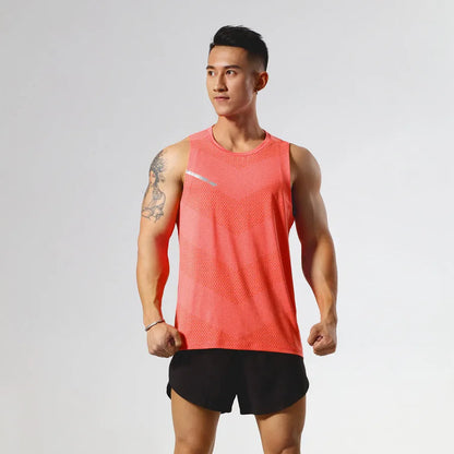 Men's solid colour quick-drying outdoor sports top in chemical fibre blend fabric