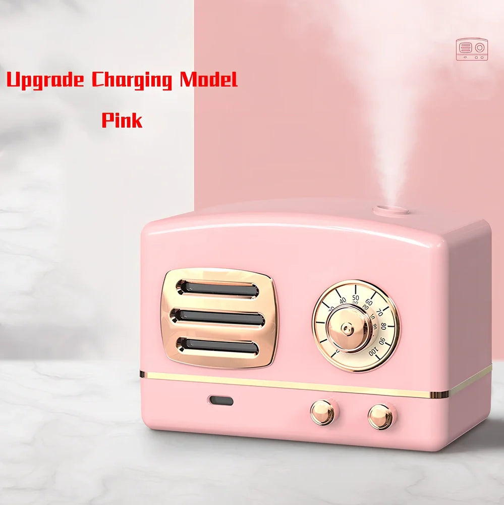 Retro humidifier in green colour with 15cm height and 10cm diameter, showing water tank and control button