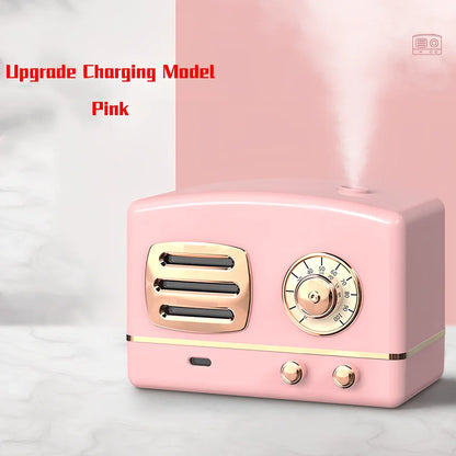 Retro humidifier in green colour with 15cm height and 10cm diameter, showing water tank and control button