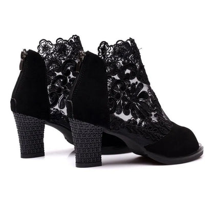 Lucyever women's black gladiator sandals with square heel, zip closure, and floral lace design