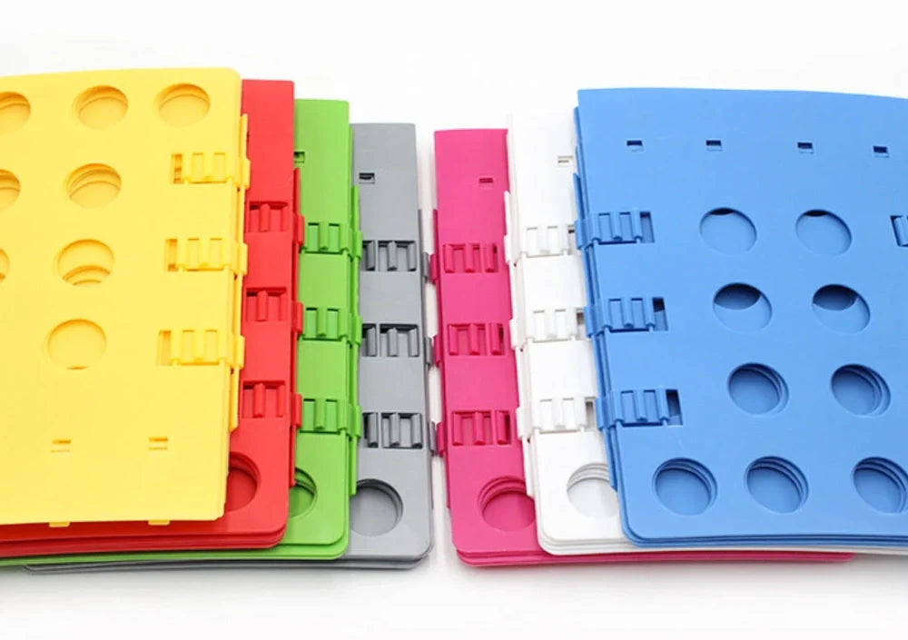 Adjustable clothes folding board showing 40x48cm and 68x57cm sizes with PP+PE construction