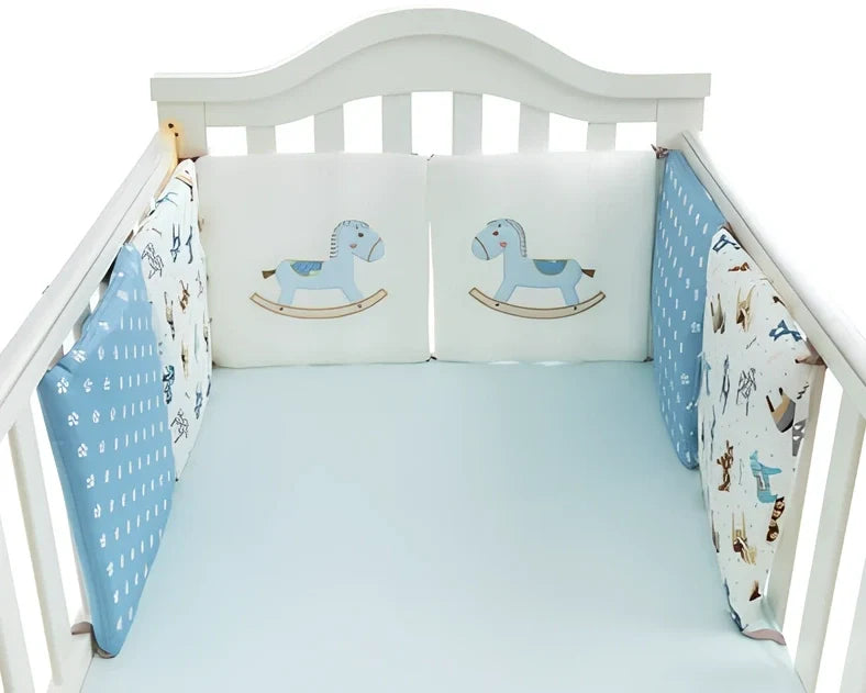 Six 30x30cm cotton baby bed protection panels with hard cotton filling arranged around crib