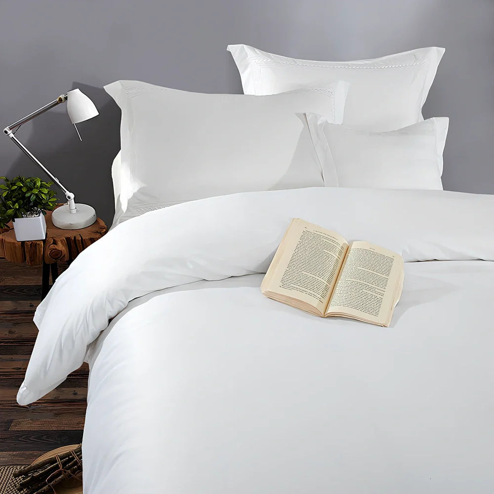 Four-piece 100% cotton satin bedding set for 1.8m bed: 250x240cm duvet cover, 260x280cm flat sheet, 180x200cm fitted sheet with 25cm depth, two 60x90cm pillowcases