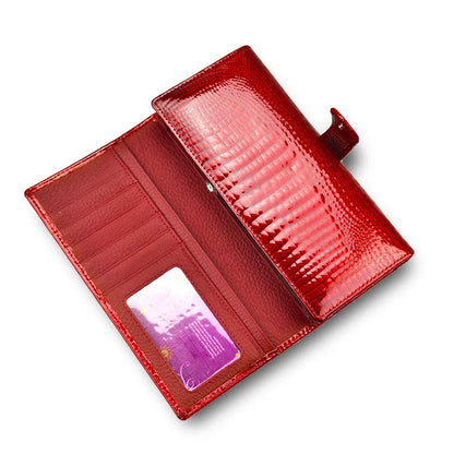 Wine red crocodile pattern genuine leather women's coin purse with pigskin lining.