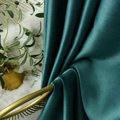 Double-sided jacquard curtain showing identical pattern on both sides with light shading measurement of 70-90%