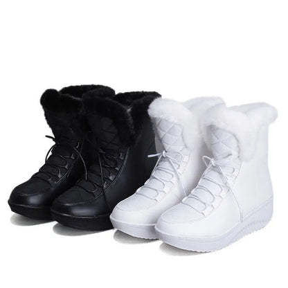 Women's winter boots in black with 3cm platform, water-resistant PU leather, and plush lining