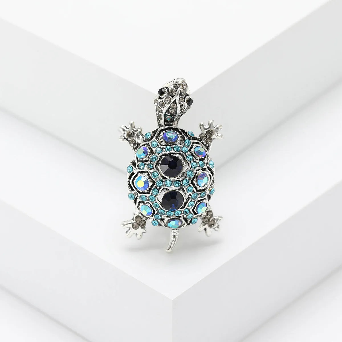 Retro rhinestone turtle brooch pin in blue green or red colours with animal modelling design