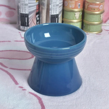 White ceramic pet bowl with high foot neck protector showing 15cm diameter and 8cm height measurement