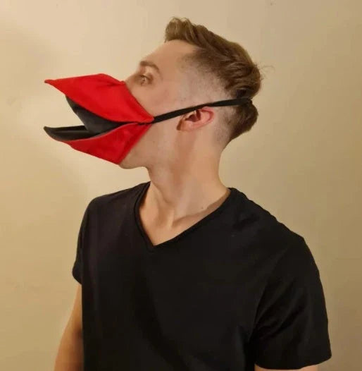 Charming duck-themed face mask made of soft, absorbent cotton for everyday protection and style