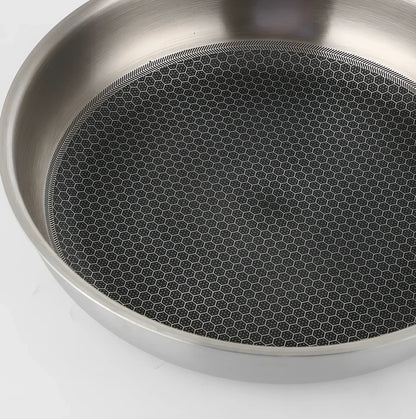 26cm stainless steel frying pan with polished finish and stainless steel handle