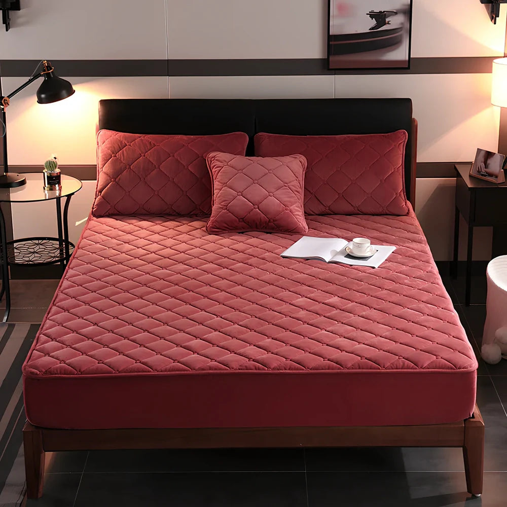 Crystal fleece quilted bed cover with velvet finish in blue colour