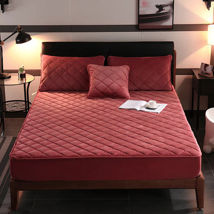 Crystal fleece quilted bed cover with velvet finish in blue colour