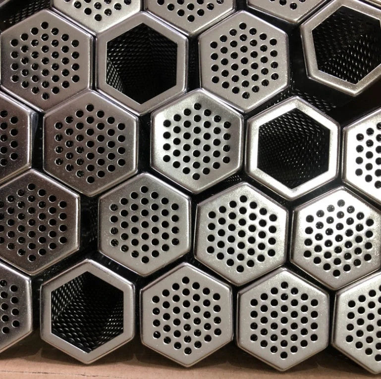 Hhomeenjoy Premium Stainless Steel Smoker Tray Holder - Upgraded for Easy Use