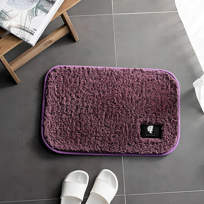 Rectangular polyester anti-slip mat in beige colour for bathroom use with non-woven construction