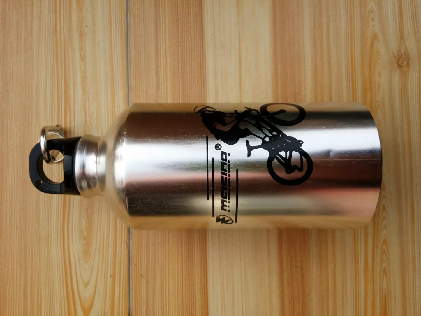 Aluminum alloy sports kettle in various colors, 500ML capacity, dimensions 19cm x 7.3cm