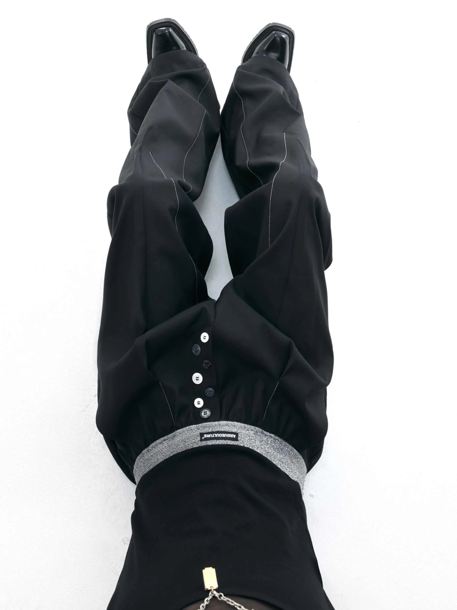 Drooping straight suit pants in black or grey with high waist and button open line design, straight-leg cut