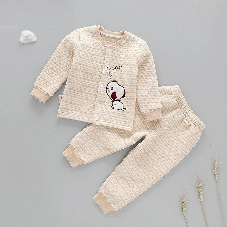 Infant warmer suit in 100% cotton with long sleeves, trousers, and buckle closure for children 66cm to 110cm tall