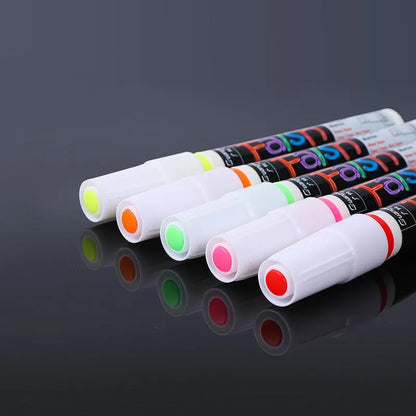 Electronic fluorescent plate highlighter with 6mm tip, plastic shell, and oblique shape for comfortable use.