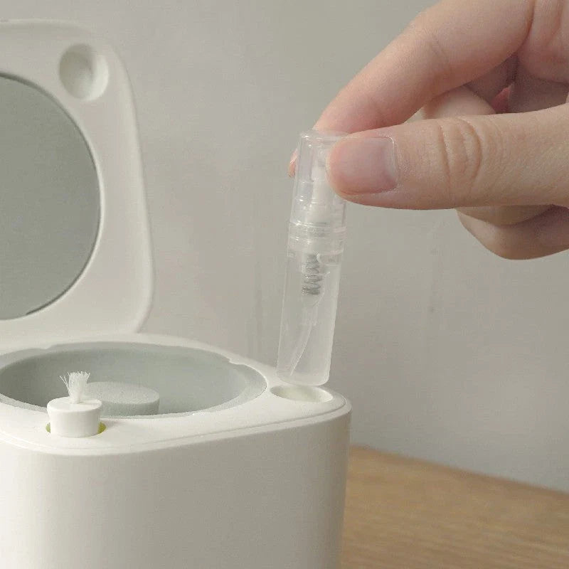 Automated Earbuds Cleaning Tool for AirPods: An innovative device that effortlessly removes dirt and debris from your wireless earbuds